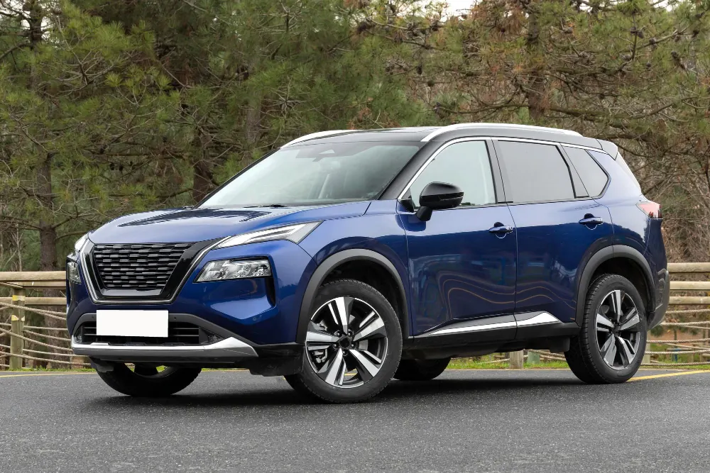 Noleggio SUV e 4x4 all'aeroporto di Bilbao per montagna e costa